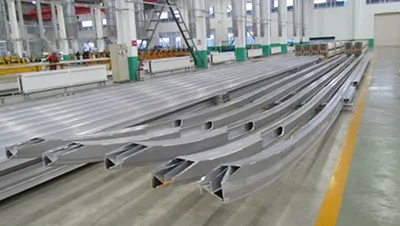 기차의 헤드 빔