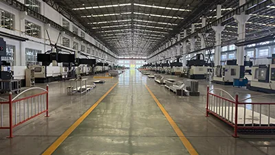 자동차 부품 생산에 4축 가공 센터가 적용됩니다