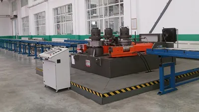 COMAC 312CN31-R 수직 CNC 프로파일 벤딩 머신 (이탈리아)